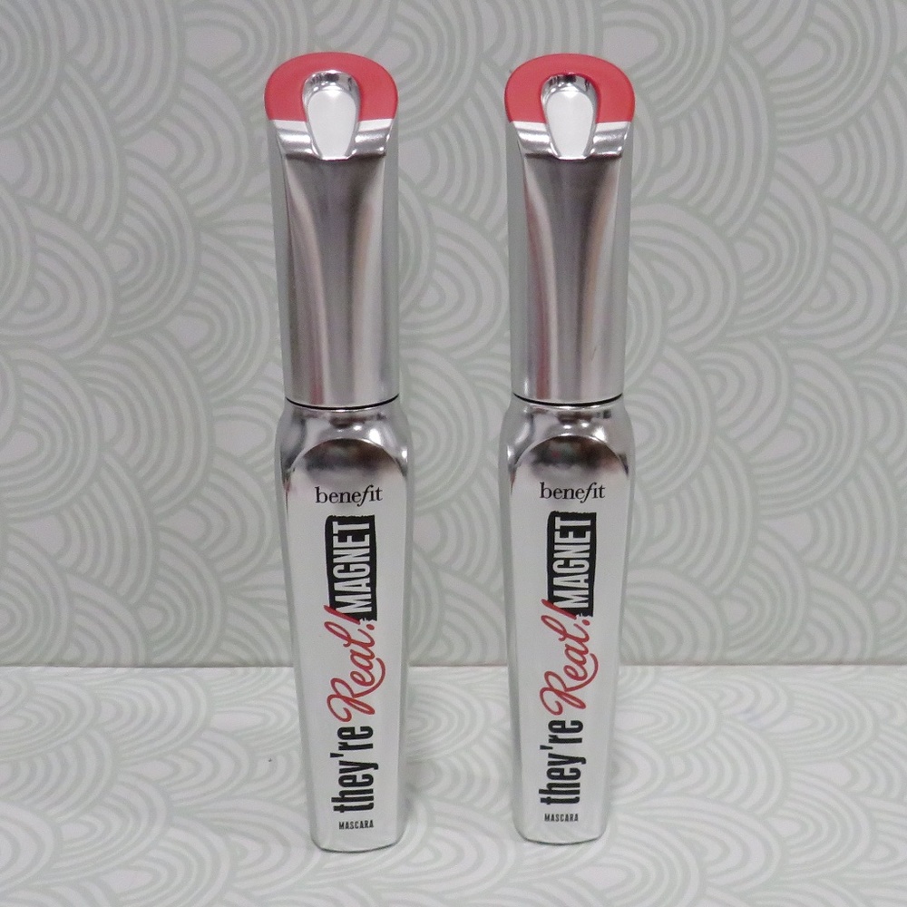 BENEFIT💥THEY'RE REAL MAGNET MASCARA SUPERCHARGED BLACK 0.32 OZ - LOT OF 2💥 - Picture 3 of 6